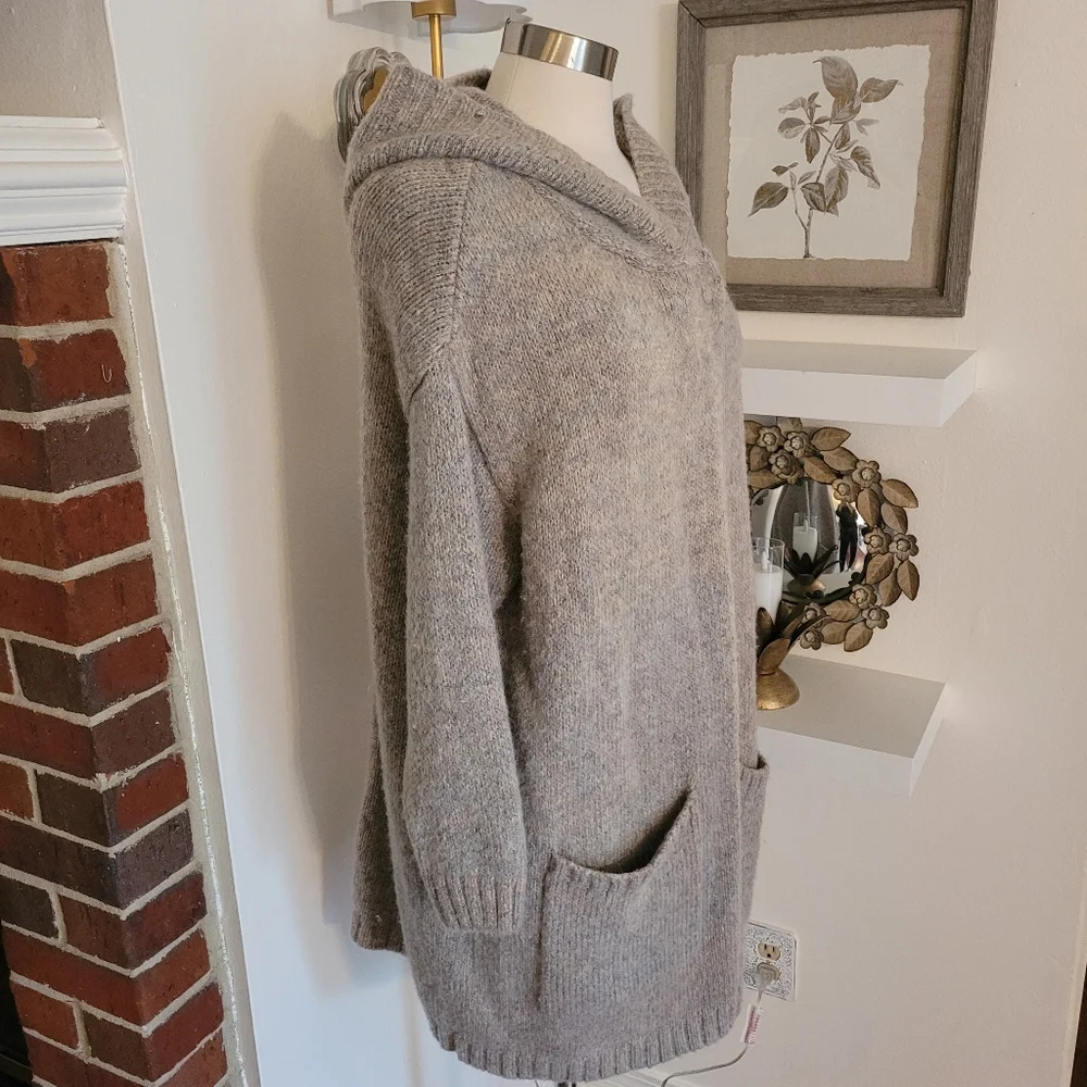 Free People Eyes On You Cozy Gray Tan Hooded Sweater XS